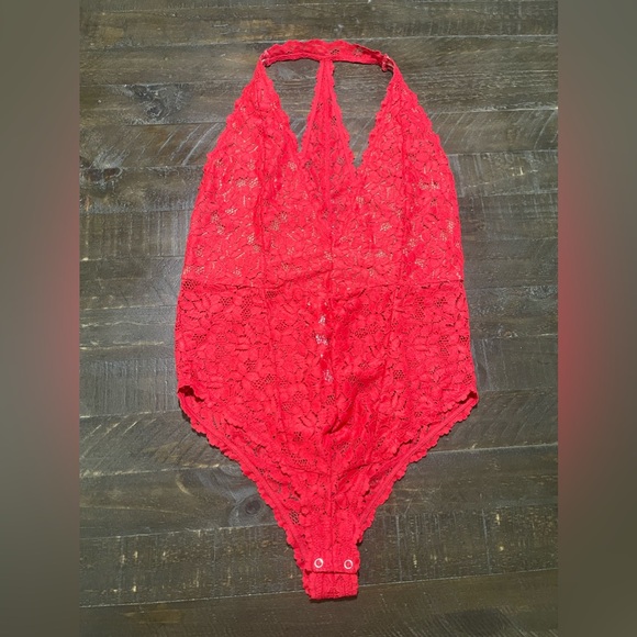 Free People Intimately Everyday Red Lace Halter Bodysuit Sz Large - Picture 10 of 13